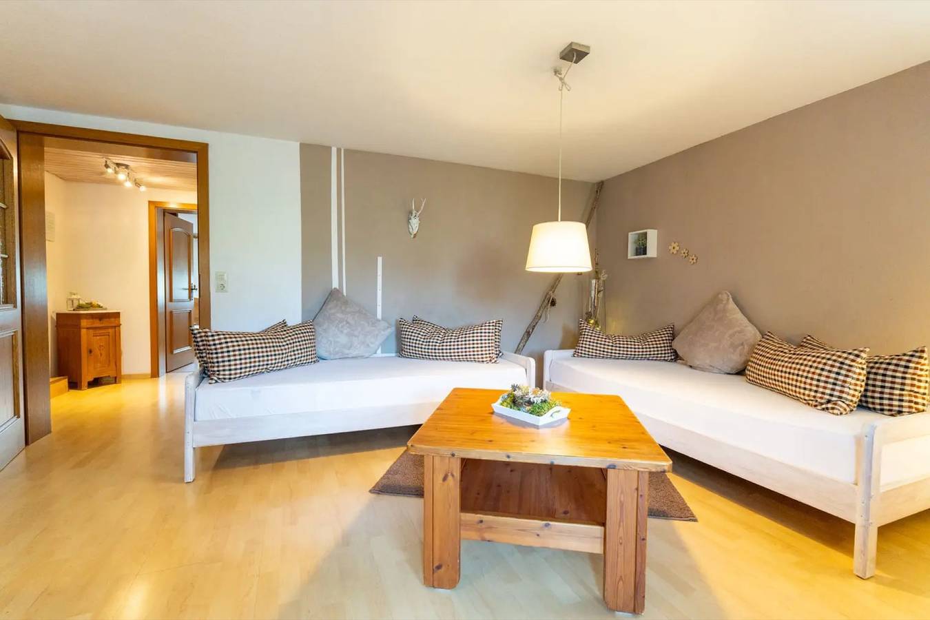 Ganze Wohnung, Ferienwohnung 'Wohnung Winterberg' mit Bergblick, privater Terrasse und Wi-Fi in Schonach, Schonach im Schwarzwald