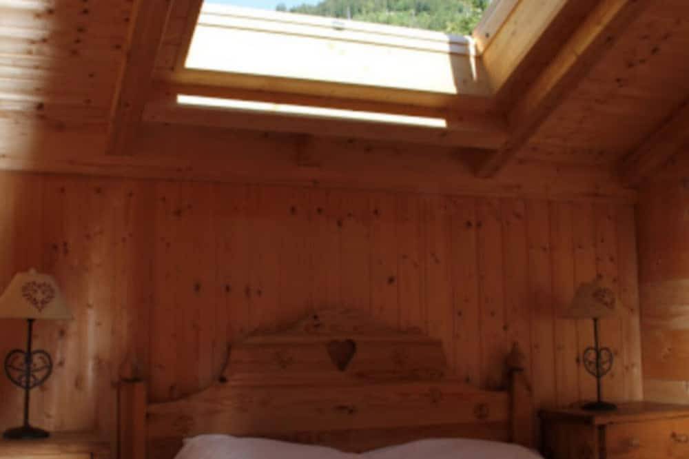 Chalet tradicional de Alta Saboya cerca del lago de Ginebra. 10 plazas in Bernex, Thonon-les-Bains region