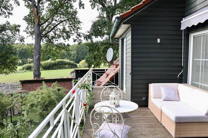 Ferienwohnung für 5 Personen, mit Balkon und Terrasse sowie Sauna und Ausblick in Heide Park - 4