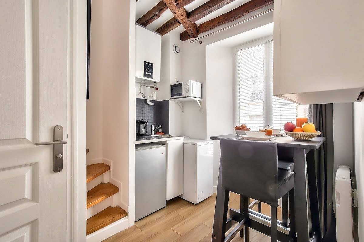Appartamento intero, Charming Duplex Studio in the heart of Paris in 10th Arrondissement, Parigi