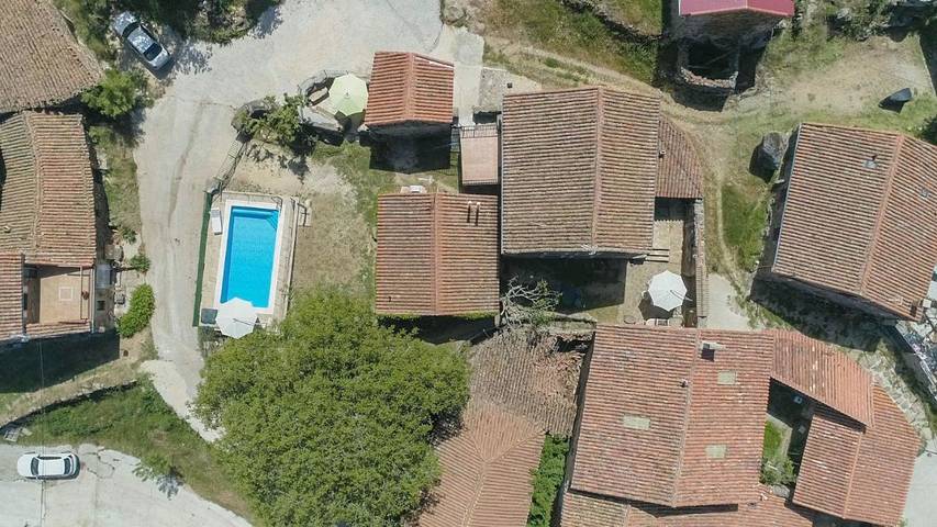 Casa de vacaciones para 16 personas, con Balcón y Terraza además de Jardín y Piscina en Barco de Ávila-Piedrahita - 4