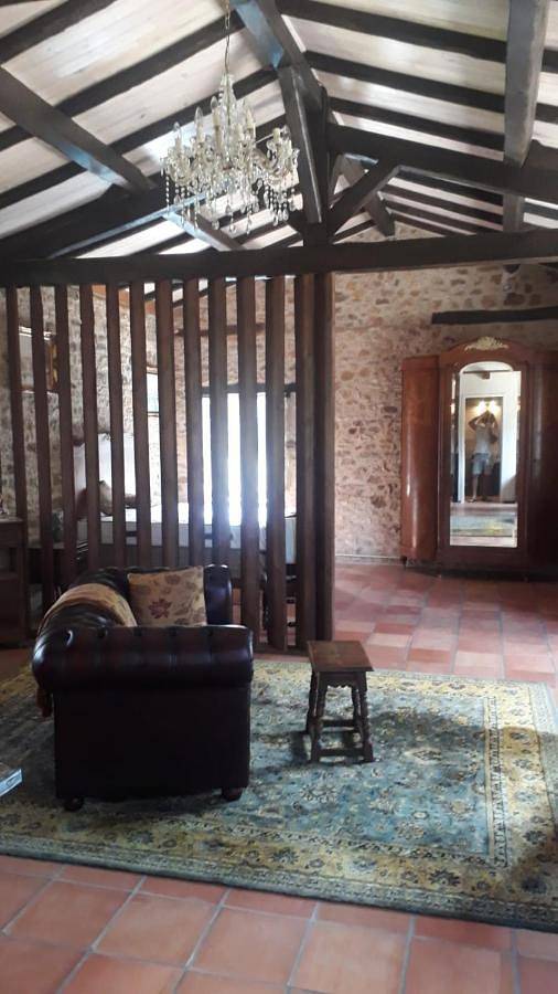 Location de vacances pour 2 personnes, avec jardin ainsi que piscine et vue à Loubejac - 3