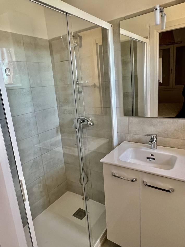 Gîte pour 4 personnes, avec terrasse à Lecci - 4