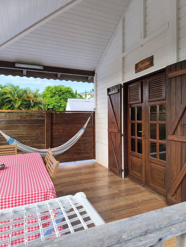 Estudio entero, Moderno estudio con terraza en Le Robert 60 m² in Le Robert, Martinica
