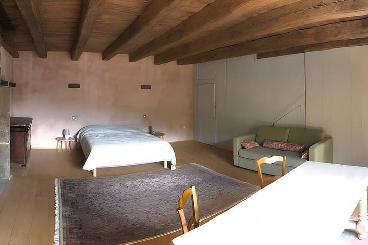 Location de vacances pour 8 personnes, avec jardin à Saint-Vincent-de-Salers - 2
