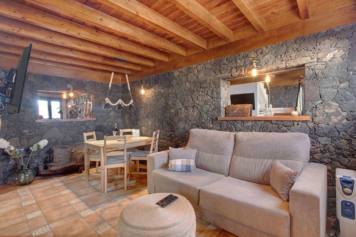 Casa Vacanze Casa Tía Eulalia con Vista Mare, Solarium & Wi-Fi in Las Toscas, Frontera
