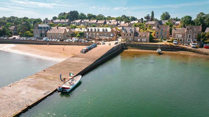 Location de vacances pour 9 personnes, avec terrasse et vue, animaux acceptés dans Cale de Mordreuc - 2