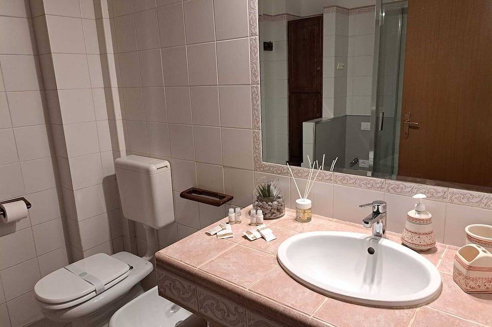 Appartement entier, Stately Apartment, Vacation Home Travel Paintings, Bologna, in Monterenzio, Province de Bologne