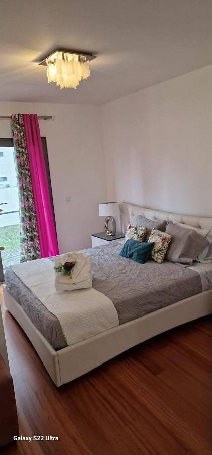 Appartement de vacances pour 4 personnes, avec balcon et jacuzzi