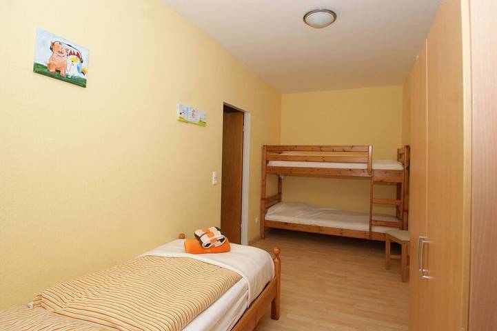 Ferienwohnung für 5 Personen, mit Terrasse und Garten in Eckwarden - 3