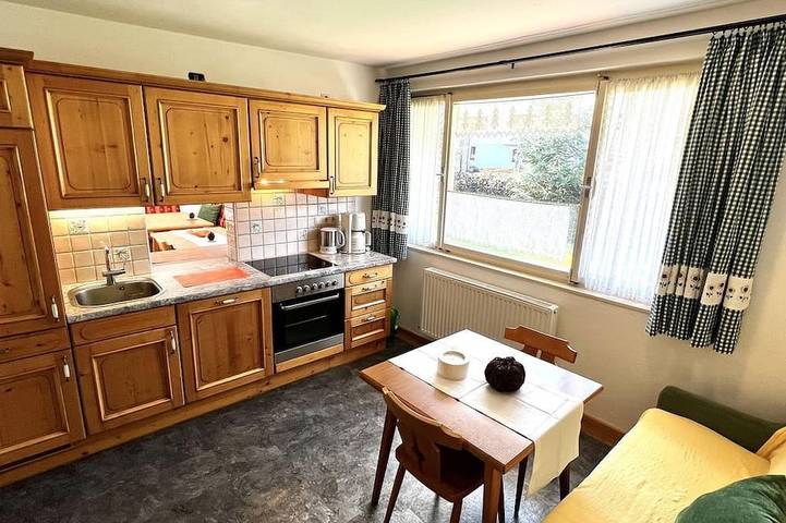 Hütte für 8 Personen, mit Balkon und Garten in Kleinarl
