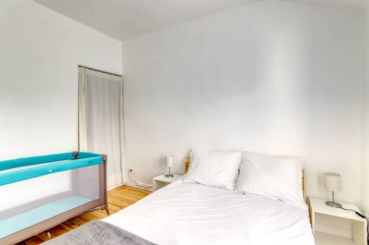 Maison Jules- 10 Personnes- 12 min Disneyland- 30 min Paris - Terrasse et Jardin in Esbly, Seine-et-Marne