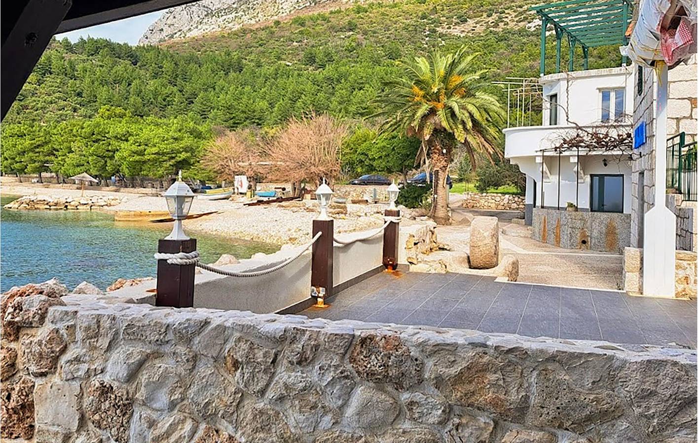 Odmor na moru: Ugodan apartman s terasom, Wi-Fi-jem i parkingom u Podaci in Podaca, Makarska Riviera