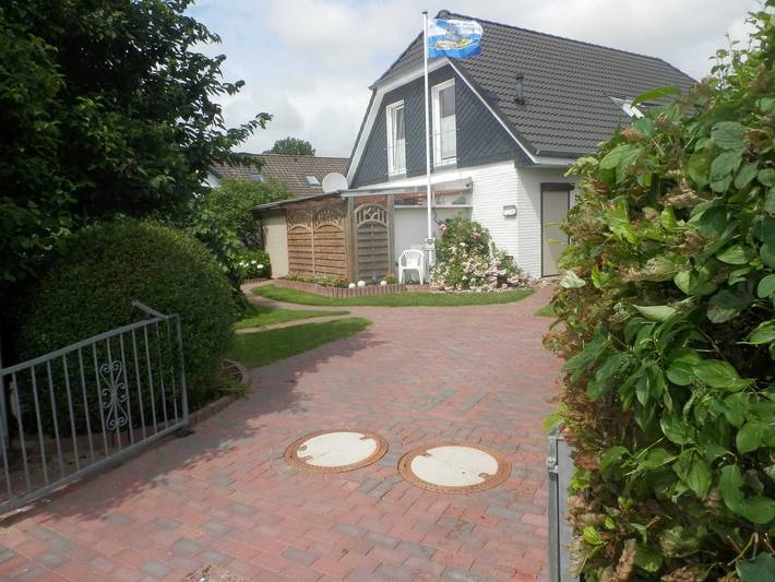 Ferienhaus für 4 Personen, mit Terrasse und Garten in Dieksanderkoog