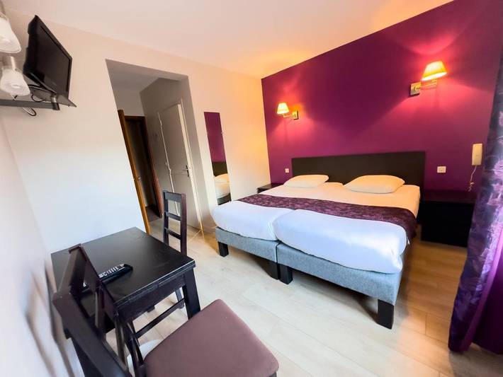 Hôtel pour 3 personnes, animaux acceptés à Tarnac - 3