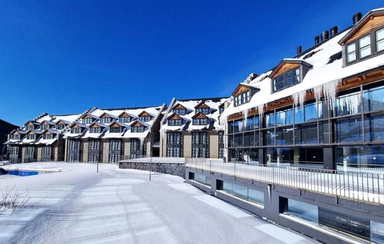 Hôtel pour 2 personnes, avec piscine ainsi que jardin et jacuzzi à Benasque - 3