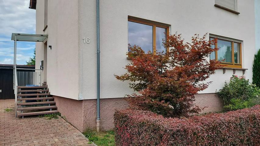 Ferienwohnung für 3 Personen, mit Garten