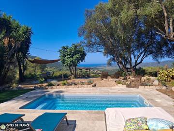 Ferienwohnung für 2 Personen, mit Pool und Garten auf Korsika