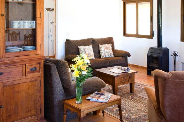 Gîte pour 3 personnes, avec jardin ainsi que piscine et vue à Llíber - 3