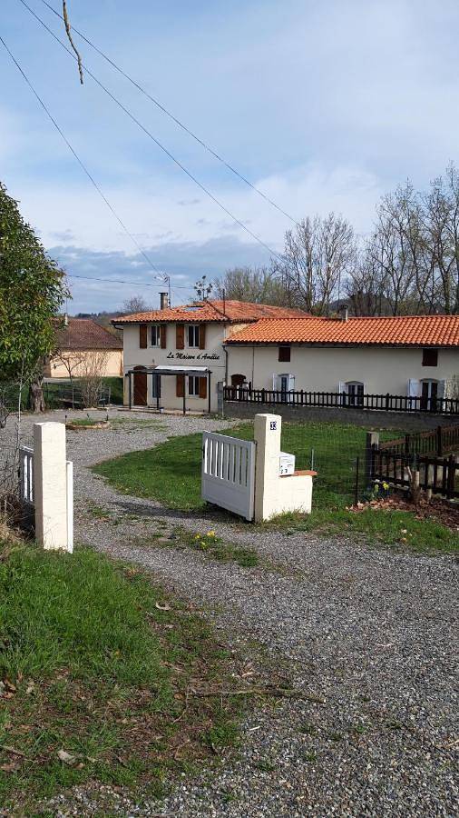 Location de vacances pour 7 personnes, avec jardin à Montesquieu-Volvestre - 2
