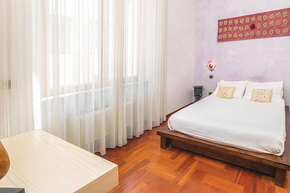 Apartamento inteiro, Alojamento T1 em Lecce Le in Lecce, Lecce (província)