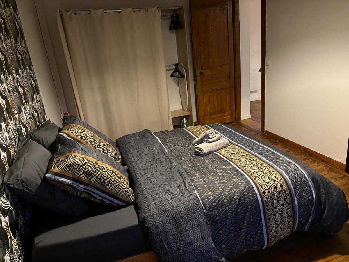 Appartement entier, One-Bedroom Apartment in Leforest, Région de Lens