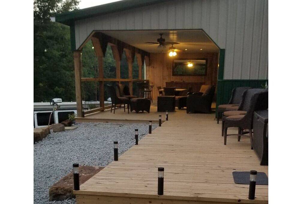 Beginnen Sie Ihr nächstes Abenteuer mit Pine Creek Villas: Birds Nest Retreat! in Hocking Hills