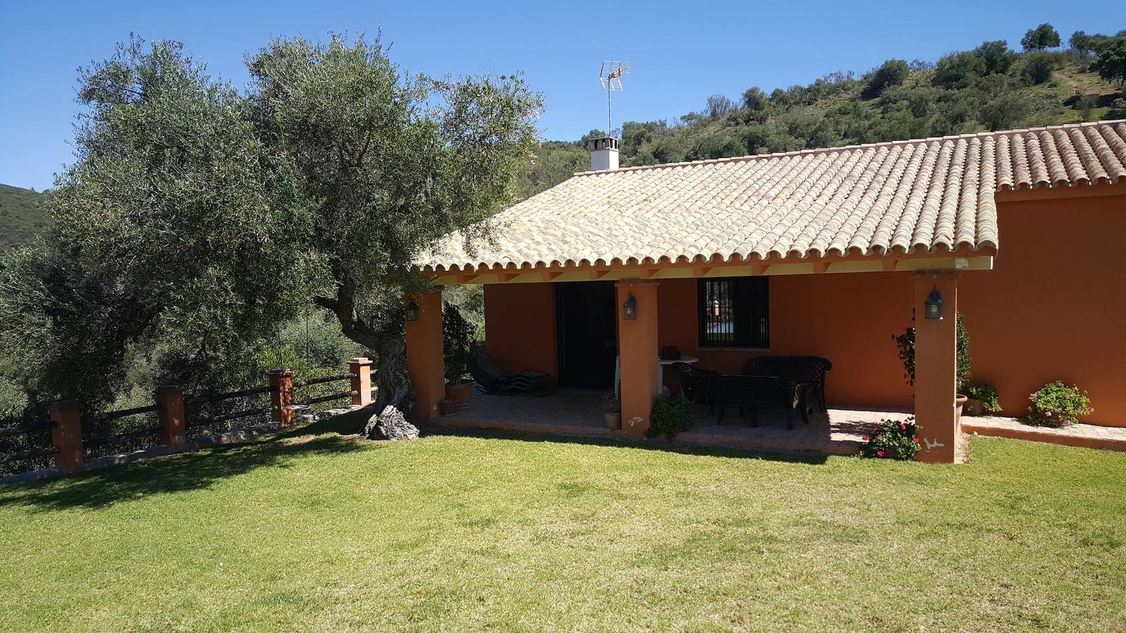 Villa spacieuse avec piscine privée à Puerto Serrano in Puerto Serrano, Province de Cadix