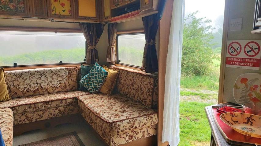 Location de vacances pour 2 personnes, avec piscine et terrasse ainsi que jardin et jacuzzi à Saint-Michel-de-Montjoie - 4