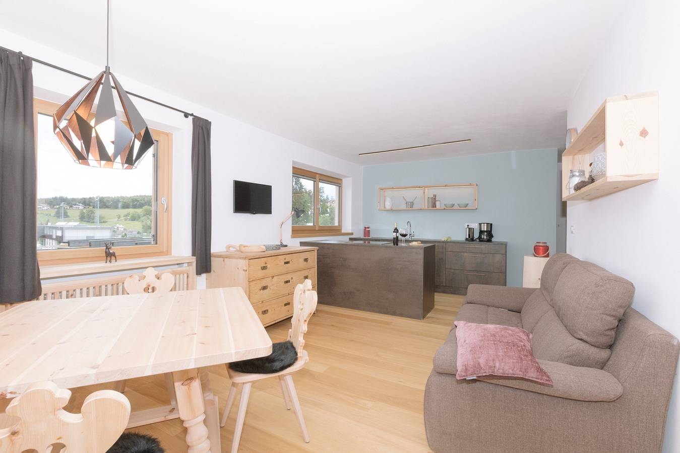 Entire apartment, Holiday Home “Berg Wieserhof” with Mountain View, Balcony and Shared Garden in Aldein, South Tyrol