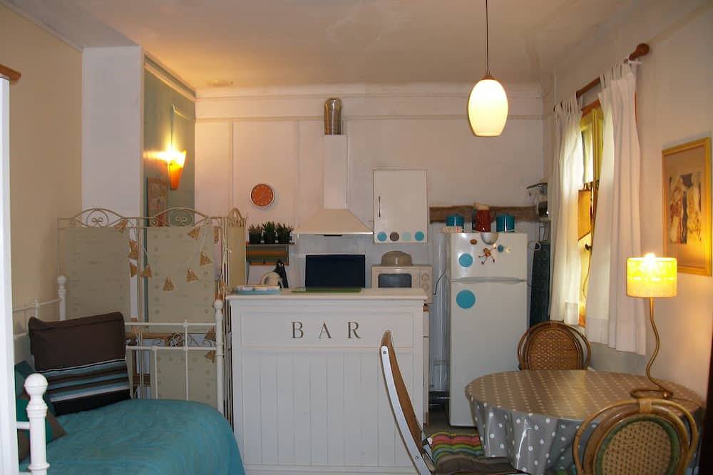 Petite maison pleine de charme in Saint-Piat, Région de Chartres