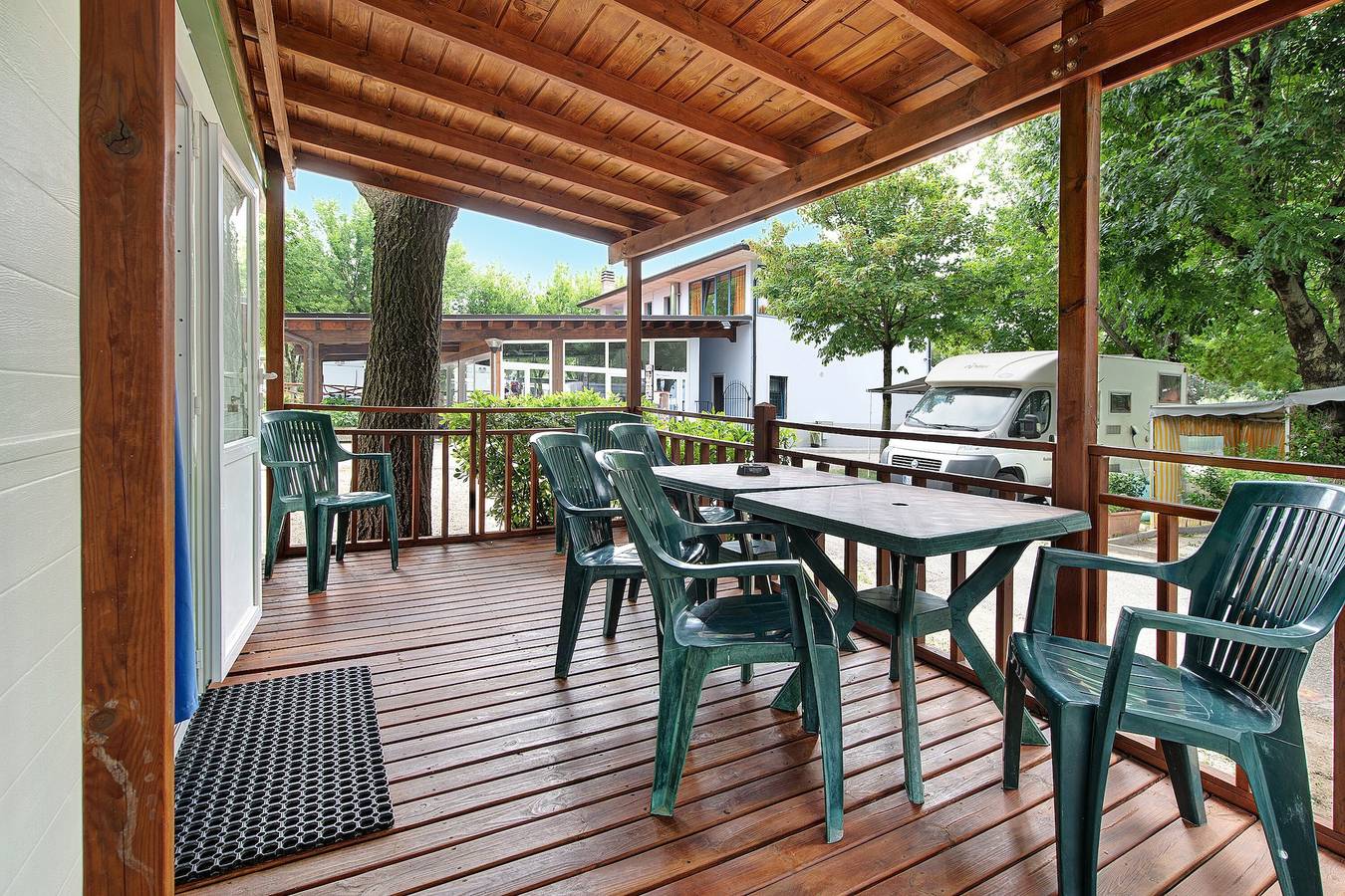 Ganze Wohnung, Ferienwohnung "Casa Mobile 11 Amici di Lazise" mit Pool, Garten, Klimaanlage und Wlan in Lazise, Gardasee-Berge
