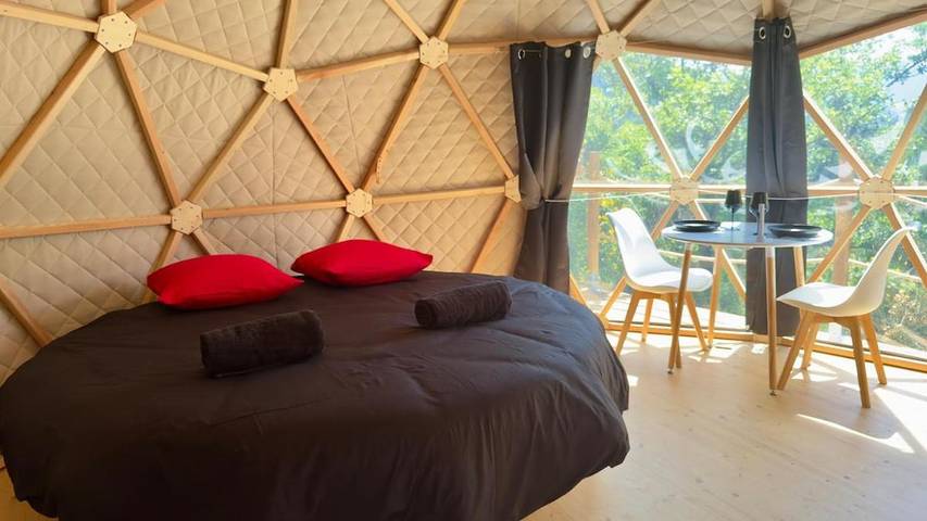 Gîte pour 2 personnes, avec vue et terrasse à L'Escarène - 2