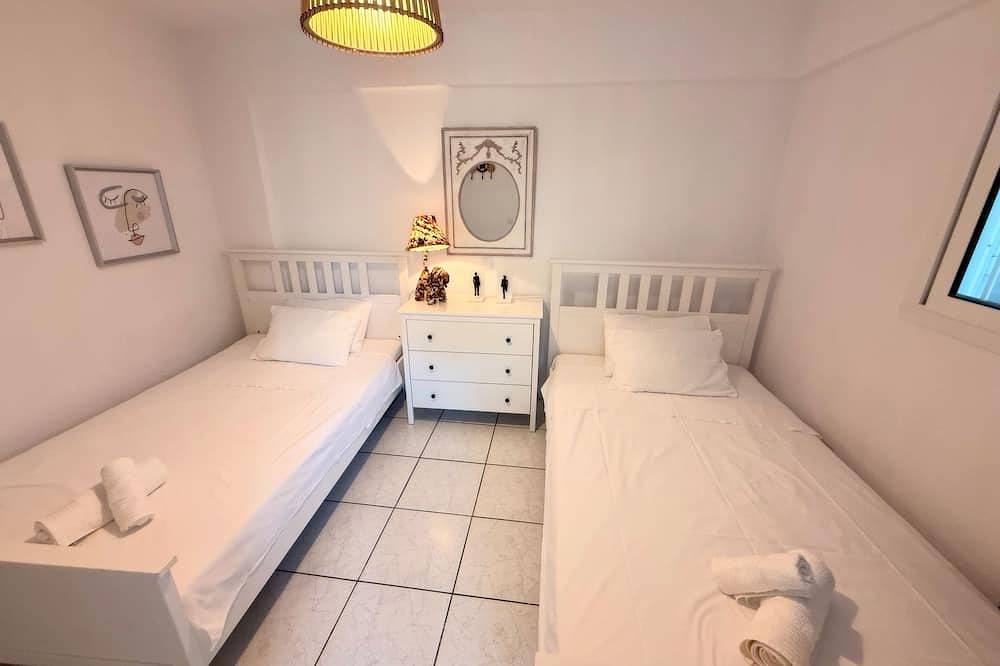 Ganze Wohnung, Beach Front Heaven\nwake up to the sound of waves and step straight into the sea in Nea Skioni, Kassandra
