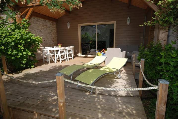 Location de vacances pour 4 personnes, avec jardin à La Rochelle