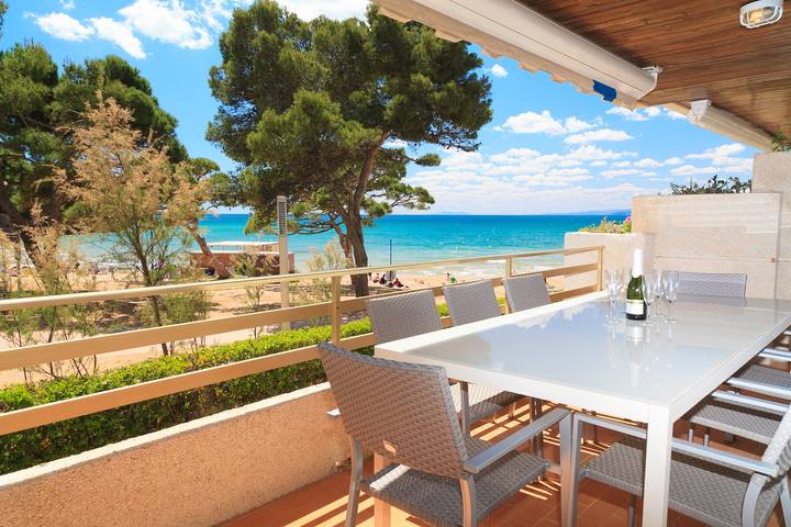 Holiday apartment for 8 people, with garden and terrace, child-friendly - 1