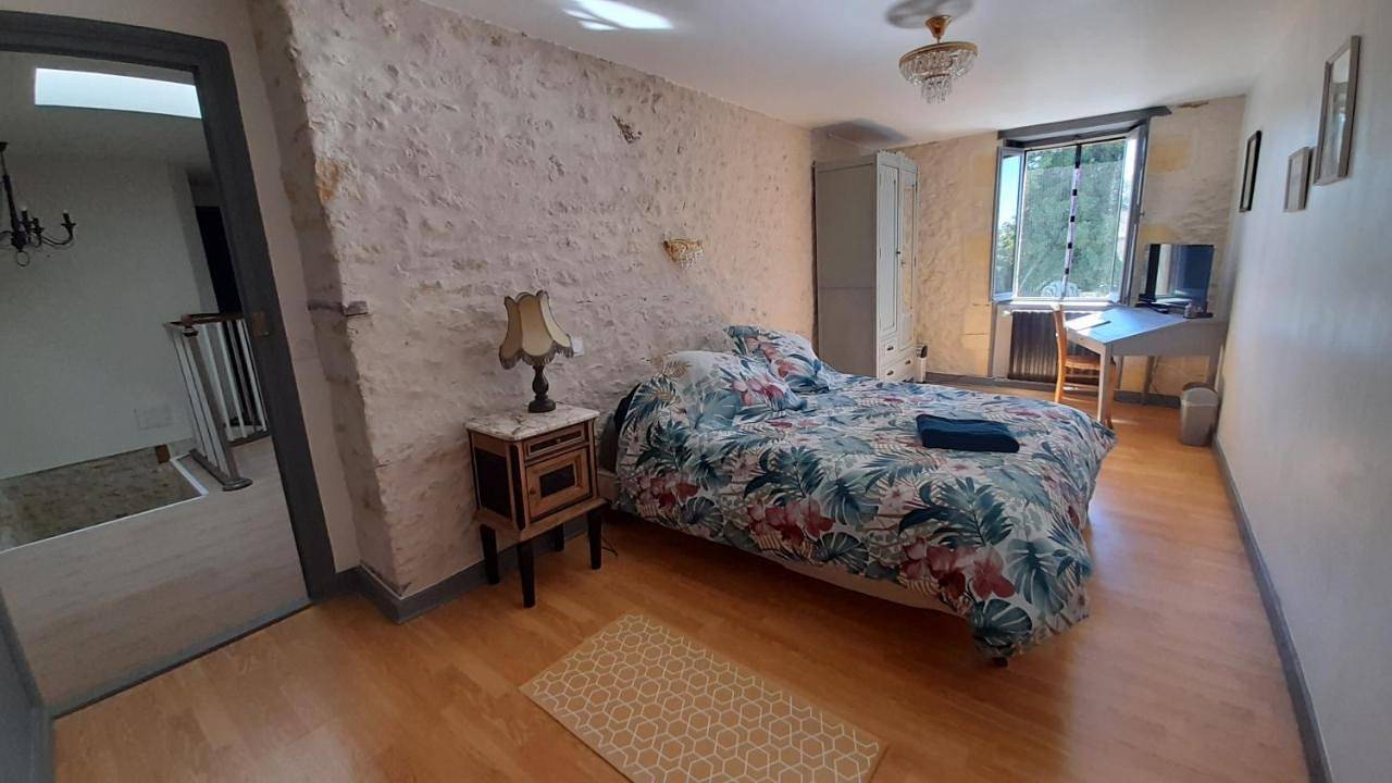 Chambre 3 Le Clos des Quatre Lieues in Cartelègue, Région de Blaye