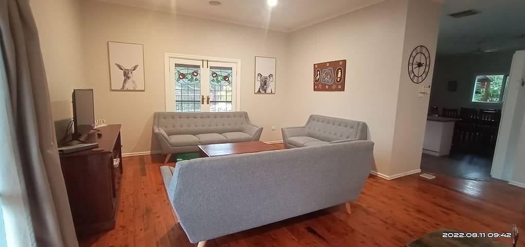 Holiday home for 10 people, with garden and balcony in Albury (NSW)