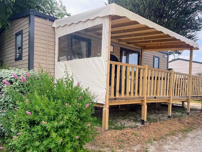 Camping Le Welcome - Mobilheim 6 personen - Mh 2Ch Premium - Halbüberdachte Terrasse in Mesquer, Côte d'Amour