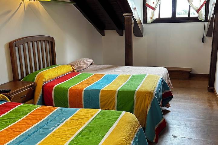 El Pontón Maison pour 8 personnes in Cué, Llanes