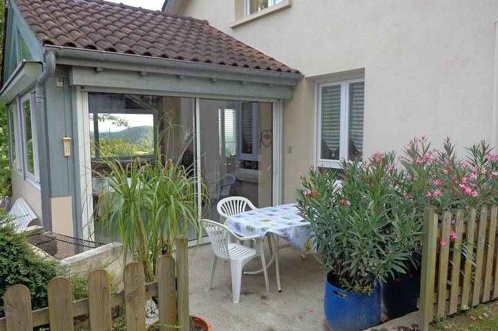 Location de vacances pour 8 personnes, avec jardin et terrasse, animaux acceptés à Gagnac-sur-Cère - 3