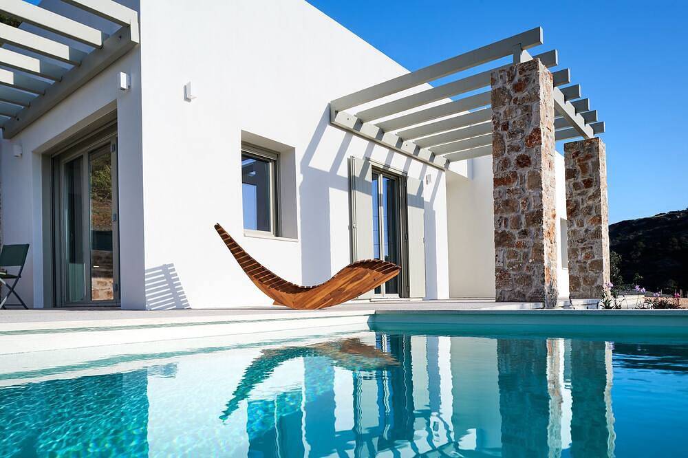Themis Homes Afxo in Skyros in Skyros