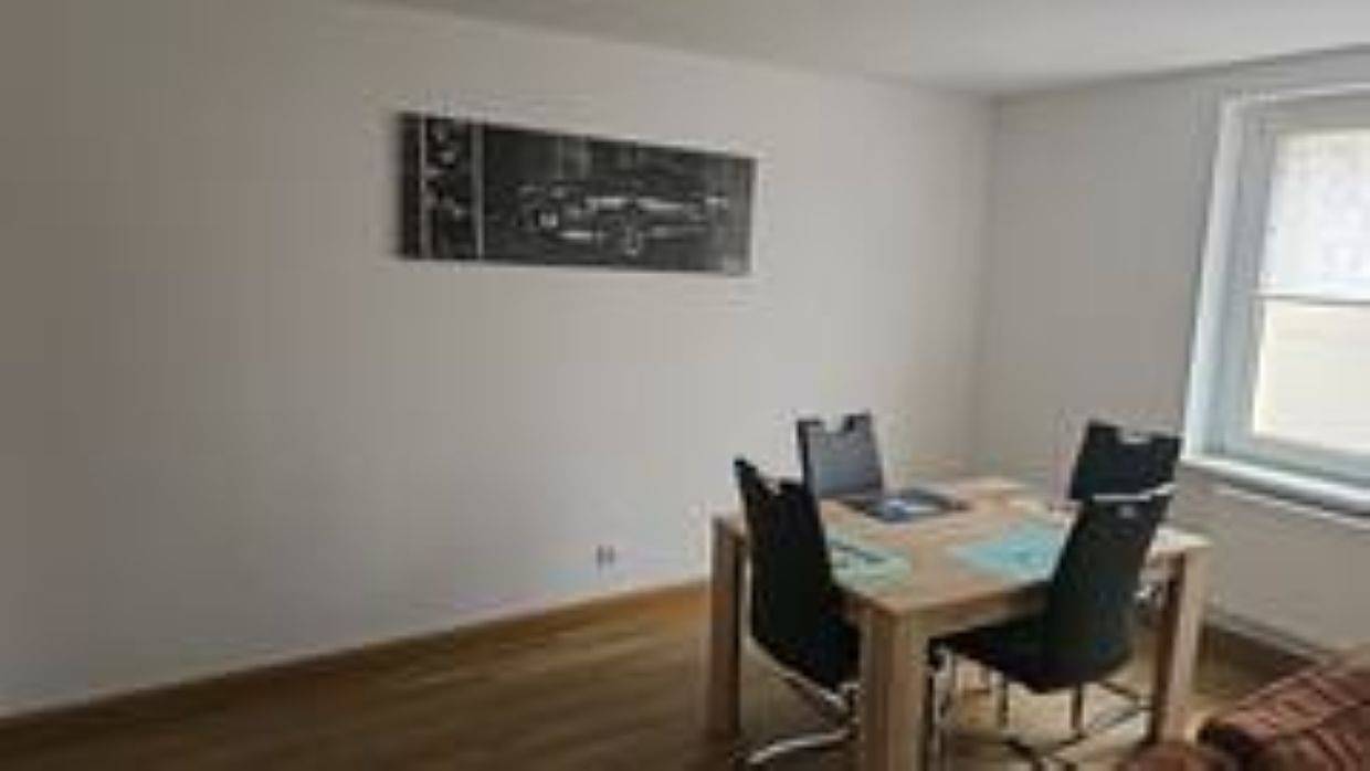 Ganze Ferienwohnung, Schöne Vollausgestattete Monteurs- Gästewohnung nähe Raffinerie Leuna und Geiseltalsee / 0302 in Braunsbedra, Saale-Unstrut