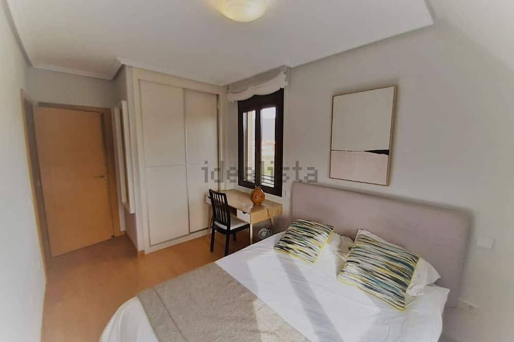 Entire apartment, Penthouse in Madrid Avenue in Riaza, Segovia Province