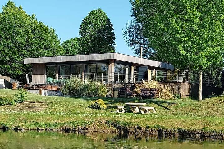 Location de vacances pour 4 personnes, avec jardin et jacuzzi à Mérignies