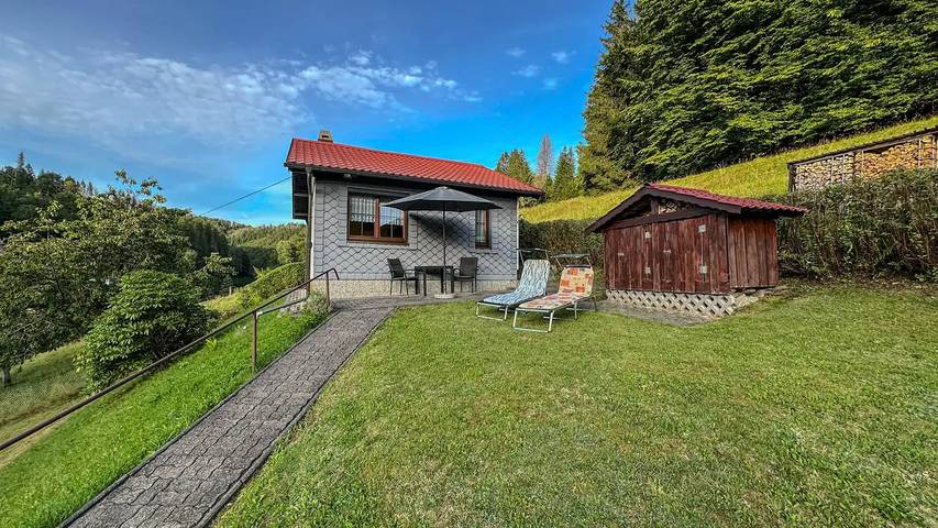 Ferienhaus für 3 Personen, mit Garten in Schleusegrund