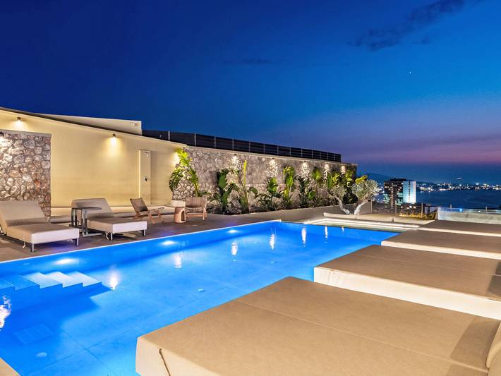 Ferienhaus für 7 Personen, mit Balkon und Terrasse sowie Garten und Pool in Rhodos Stadt - 3
