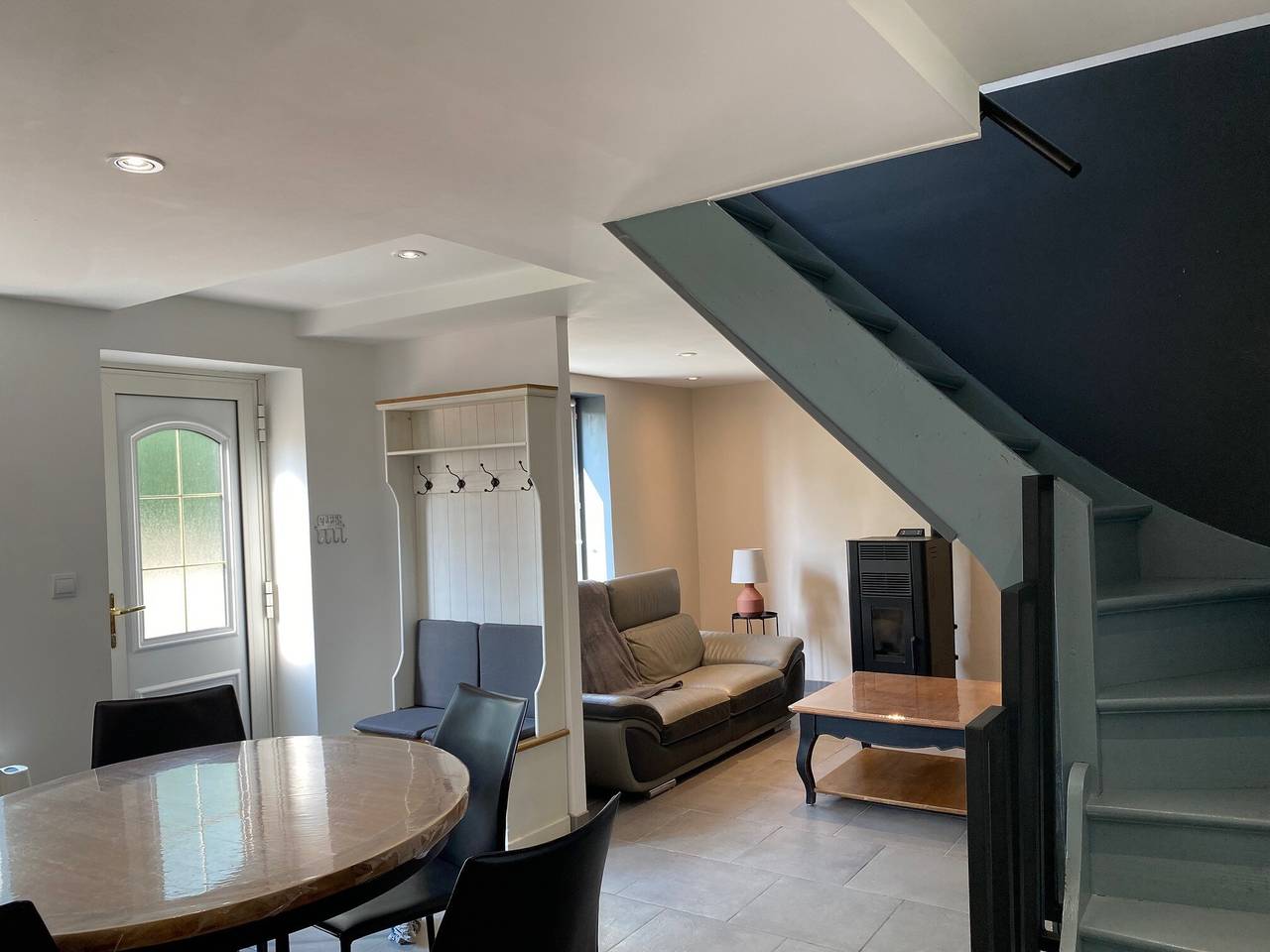 Holiday Home "Au cœur de la nature" with Private Terrace, Shared Garden and Wi-Fi in Ambleteuse, Boulogne-sur-Mer region