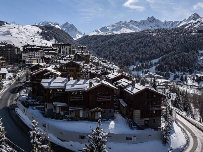 Location de vacances pour 8 personnes, avec balcon, adapté aux familles à Courchevel