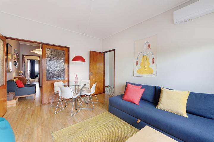 Appartement entier, Appartement spacieux et lumineux en ville - sans ascenseur in Porto, District de Porto